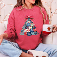 Christmas Geese Retro Santa Sewing Faux Quilt Cozy Festive Graphic Holiday Sweatshirt